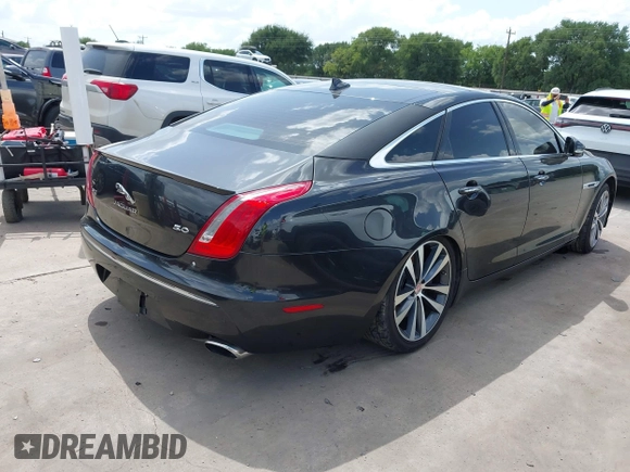 2015 Jaguar XJ с VIN SAJWA3HT3FMV86221, выставлен на аукционе IAAI как лот 42628203 с пробегом 125 951 миль миль и . История ставок и продаж доступна на DreamBid. Изображение 4.