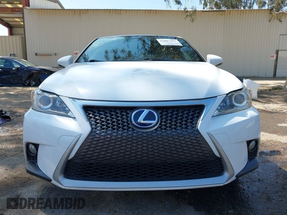 2015 Lexus CT 200h Hybrid with VIN JTHKD5BH1F2223320, listed as a IAAI auction lot 42087493 with 132,577 mi miles. Bid and sale history available at carsss.com. Image 13.