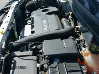 2020 Chevrolet Equinox LS z VIN 3GNAX5EV8LS729773, wystawiony jako IAAI lot #42053375 z przebiegiem 101 925 mil mil oraz . Historia ofert i sprzedaży dostępna na DreamBid. Obrazek 19.