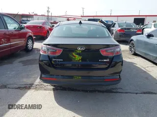 2014 Kia Optima EX z VIN KNAGN4AD3E5072844, wystawiony jako IAAI lot #42250904 z przebiegiem 153 943 mil mil oraz . Historia ofert i sprzedaży dostępna na DreamBid. Obrazek 6.