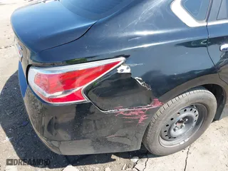 2015 Nissan Altima 2.5 with VIN 1N4AL3AP2FN914521, listed as a IAAI auction lot 41987003 with 143,981 mi miles. Bid and sale history available at carsss.com. Image 13.