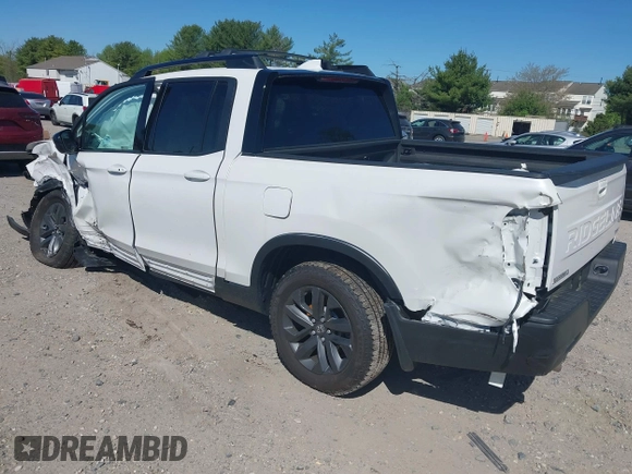 2024 Honda Ridgeline Sport z VIN 5FPYK3F11RB005065, wystawiony jako IAAI lot #42133517 z przebiegiem 4 697 mil mil oraz . Historia ofert i sprzedaży dostępna na DreamBid. Obrazek 3.