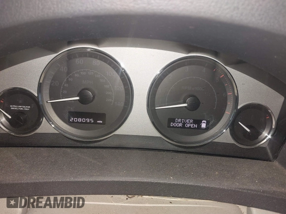 2008 Jeep Grand Cherokee with VIN 1J8HS58M58C117397, listed as a IAAI auction lot 41298484 with 208,095 mi miles and . Bid and sale history available at DreamBid. Image 7.