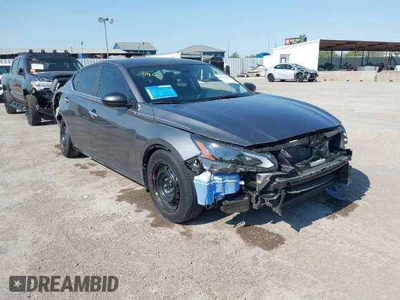 2024 Nissan Altima 2.5 S with VIN 1N4BL4BVXRN306547, listed as a IAAI auction lot 40504251 with 6,981 mi miles. Bid and sale history available at carsss.com. Image 1.