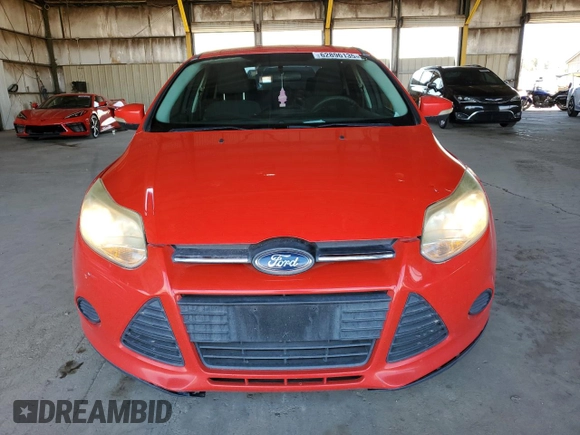 2013 Ford Focus SE with VIN 1FADP3F20DL267933, listed as a Copart auction lot 62896135 with 111,638 mi miles and Clean title. Bid and sale history available at DreamBid. Image 5.