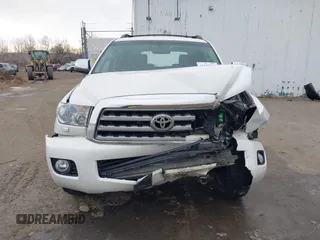 2017 Toyota Sequoia Platinum with VIN 5TDDY5G18HS154082, listed as a IAAI auction lot 41132778 with 55,175 mi miles. Bid and sale history available at carsss.com. Image 12.
