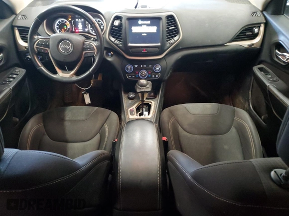 2016 Jeep Cherokee Latitude z VIN 1C4PJMCS6GW255226, wystawiony jako Copart lot #53163975 z przebiegiem 165 007 mil mil oraz Czysty tytuł • Clean title. Historia ofert i sprzedaży dostępna na DreamBid. Obrazek 8.