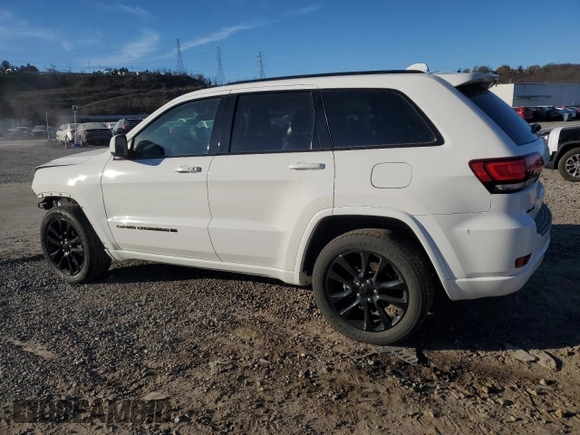 2022 Jeep Grand Cherokee WK Laredo E with VIN 1C4RJFAG5NC113970, listed as a Copart auction lot 79946364 with 35,090 mi miles and Salvage Title. Bid and sale history available at carsss.com. Image 2.