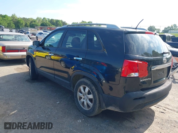 2012 Kia Sorento LX with VIN 5XYKT4A63CG189123, listed as a IAAI auction lot 42137121 with 329,389 mi miles. Bid and sale history available at carsss.com. Image 3.
