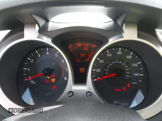 2015 Nissan Juke SV with VIN JN8AF5MVXFT553675, listed as a IAAI auction lot 41815944 with 100,000 mi miles and . Bid and sale history available at DreamBid. Image 7.