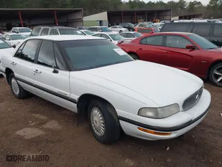 1999 Buick LeSabre Custom with VIN 1G4HP52K6XH478943, listed as a IAAI auction lot 41496331 with 132,580 mi miles. Bid and sale history available at carsss.com. Image 1.