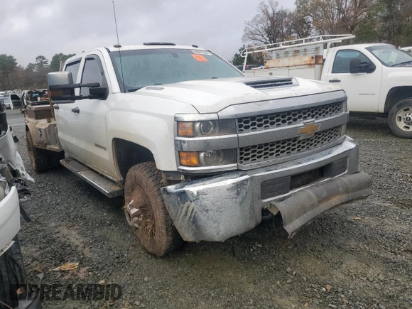 2019 Chevrolet Silverado 3500HD Work Truck with VIN 1GC4KVCY9KF196644, listed as a Copart auction lot 84682364 with 0 mi miles and Non Repairable. Bid and sale history available at carsss.com. Image 4.