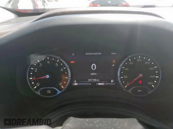 2016 Jeep Renegade Limited with VIN ZACCJADT6GPD94998, listed as a Copart auction lot 61409555 with 237,186 mi miles and Clean title. Bid and sale history available at DreamBid. Image 9.