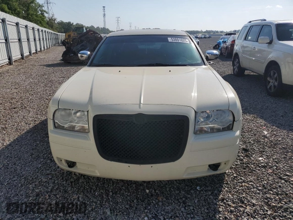 2005 Chrysler 300 with VIN 2C3JA43R75H539340, listed as a Copart auction lot 53801825 with 94,884 mi miles and Salvage Title. Bid and sale history available at carsss.com. Image 5.