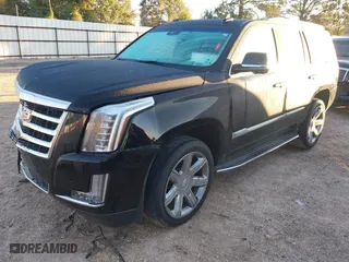 2019 Cadillac Escalade Luxury with VIN 1GYS4BKJ7KR273332, listed as a IAAI auction lot 40895521 with 64,175 mi miles. Bid and sale history available at carsss.com. Image 18.