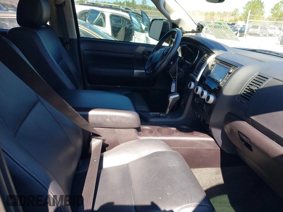2018 Toyota Sequoia SR5 with VIN 5TDZY5G10JS070477, listed as a IAAI auction lot 41580635 with 70,764 mi miles. Bid and sale history available at carsss.com. Image 5.