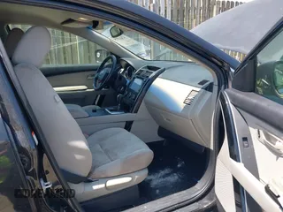 2008 Mazda CX-9 Touring z VIN JM3TB28A280124208, wystawiony jako IAAI lot #42411575 z przebiegiem 135 312 mil mil oraz . Historia ofert i sprzedaży dostępna na DreamBid. Obrazek 5.
