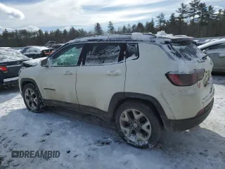 2020 Jeep Compass Limited z VIN 3C4NJCCB8LT108486, wystawiony jako Copart lot #44575565 z przebiegiem Nie podano mil oraz Szkoda całkowita • Salvage title. Historia ofert i sprzedaży dostępna na DreamBid. Obrazek 2.