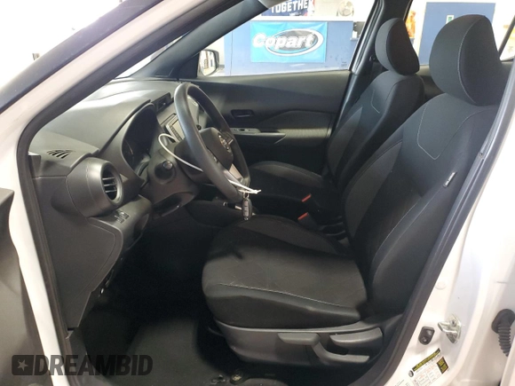 2019 Nissan Kicks S with VIN 3N1CP5CU4KL561427, listed as a Copart auction lot 52335125 with 34,035 mi miles and Salvage Title. Bid and sale history available at DreamBid. Image 7.