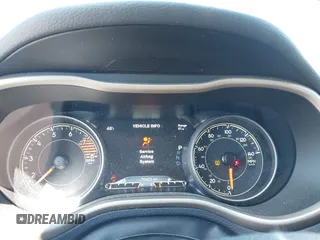 2017 Jeep Cherokee High Altitude с VIN 1C4PJMDS5HW636307, выставлен на аукционе IAAI как лот 42139393 с пробегом 70 453 миль миль и . История ставок и продаж доступна на DreamBid. Изображение 7.