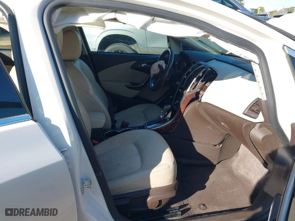 2016 Buick Verano Sport Touring with VIN 1G4PW5SK4G4138017, listed as a IAAI auction lot 41229845 with 86,049 mi miles. Bid and sale history available at carsss.com. Image 5.