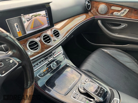 2017 Mercedes-Benz E 300 Luxury with VIN WDDZF4JB3HA096747, listed as a Copart auction lot 63851325 with 142,397 mi miles and Clean title. Bid and sale history available at DreamBid. Image 10.