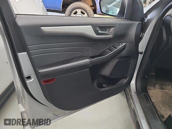 2022 Ford Escape SE with VIN 1FMCU9G64NUB33193, listed as a IAAI auction lot 42733930 with 73,871 mi miles and . Bid and sale history available at DreamBid. Image 21.