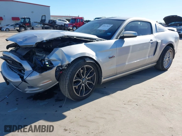 2013 Ford Mustang GT with VIN 1ZVBP8CF5D5232781, listed as a IAAI auction lot 40917812 with 130,447 mi miles. Bid and sale history available at carsss.com. Image 17.