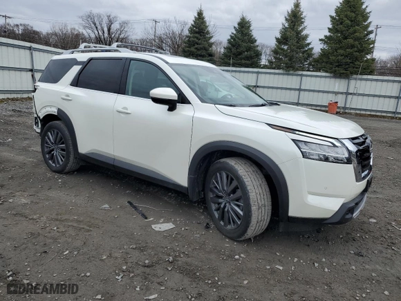 2024 Nissan Pathfinder SL with VIN 5N1DR3CD3RC298672, listed as a Copart auction lot 50143715 with 5,373 mi miles and Salvage Title. Bid and sale history available at carsss.com. Image 4.