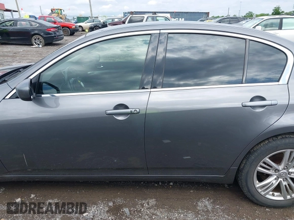 2015 Infiniti Q40 with VIN JN1CV6AR8FM521230, listed as a IAAI auction lot 42191081 with 109,536 mi miles and . Bid and sale history available at DreamBid. Image 15.