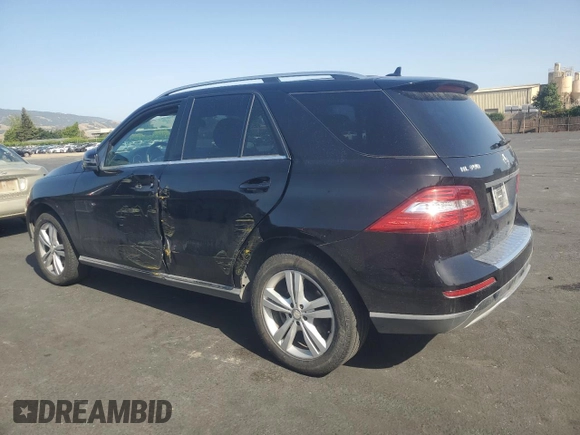 2013 Mercedes-Benz M 350 with VIN 4JGDA5JB1DA144440, listed as a Copart auction lot 57499665 with 114,274 mi miles and Salvage title. Bid and sale history available at DreamBid. Image 2.