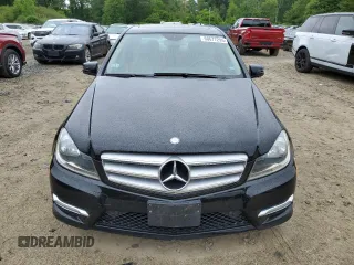 2012 Mercedes-Benz C 300 Sport with VIN WDDGF8BB1CR227522, listed as a Copart auction lot 60677295 with 107,619 mi miles and Clean title. Bid and sale history available at DreamBid. Image 5.
