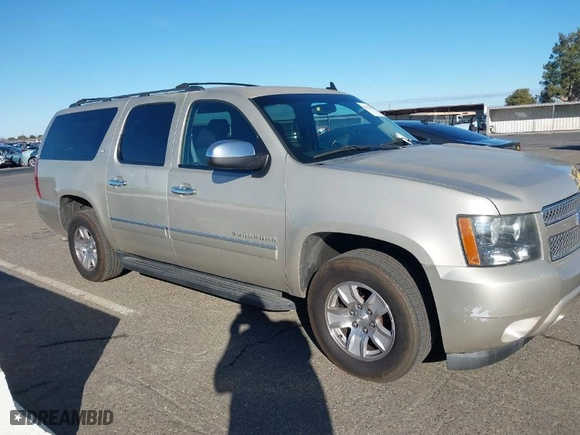 2013 Chevrolet Suburban LTZ with VIN 1GNSKKE71DR163673, listed as a IAAI auction lot 41528501 with NaN miles. Bid and sale history available at carsss.com. Image 13.