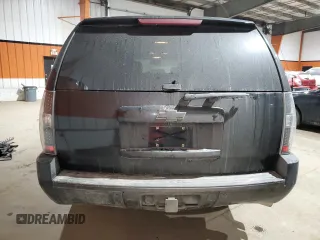 2010 Chevrolet Suburban LTZ with VIN 1GNUKKE38AR283830, listed as a Copart auction lot 84887104 with 298,548 mi miles and Salvage Title. Bid and sale history available at carsss.com. Image 6.