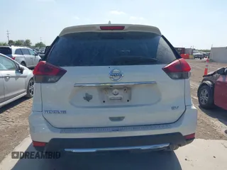 2018 Nissan Rogue SV with VIN 5N1AT2MT2JC702411, listed as a IAAI auction lot 41860534 with 87,997 mi miles and . Bid and sale history available at carsss.com. Image 17.