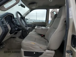 2008 Ford Super Duty F-250 SRW XL with VIN 1FTSX21528EA99137, listed as a Copart auction lot 49415425 with 241,634 mi miles and Salvage Title. Bid and sale history available at carsss.com. Image 7.