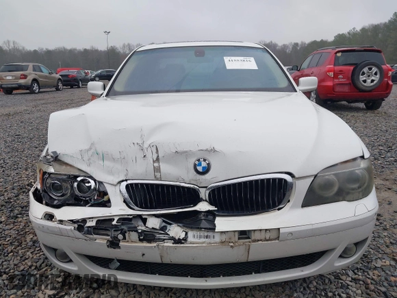 2008 BMW 7 Series 750i with VIN WBAHL83588DT12097, listed as a IAAI auction lot 41553816 with 110,672 mi miles and . Bid and sale history available at DreamBid. Image 6.