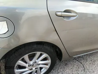 2012 Mazda 3 i Touring z VIN JM1BL1V83C1622692, wystawiony jako IAAI lot #42447571 z przebiegiem 136 065 mil mil oraz . Historia ofert i sprzedaży dostępna na DreamBid. Obrazek 6.