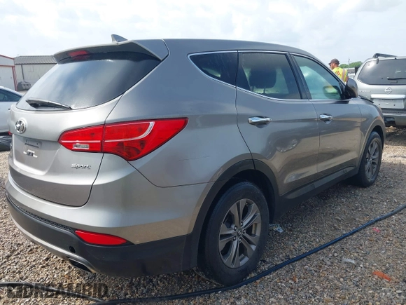 2014 Hyundai Santa Fe Sport with VIN 5XYZT3LB3EG218223, listed as a IAAI auction lot 41981615 with 145,615 mi miles. Bid and sale history available at carsss.com. Image 4.