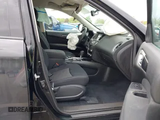 2017 Nissan Pathfinder SV z VIN 5N1DR2MM4HC649189, wystawiony jako IAAI lot #42220229 z przebiegiem 149 707 mil mil oraz . Historia ofert i sprzedaży dostępna na DreamBid. Obrazek 5.