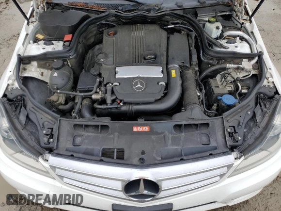 2013 Mercedes-Benz C 250 Sport z VIN WDDGF4HB3DR270325, wystawiony jako Copart lot #57044585 z przebiegiem 107 453 mil mil oraz Szkoda całkowita • Salvage title. Historia ofert i sprzedaży dostępna na DreamBid. Obrazek 11.