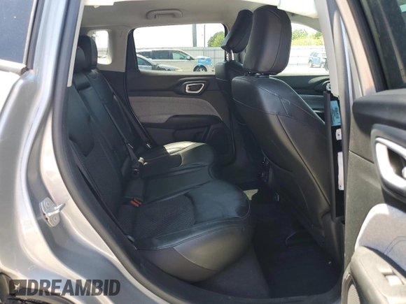 2022 Jeep Compass Latitude with VIN 3C4NJCBB7NT214268, listed as a Copart auction lot 54277455 with 24,695 mi miles and Salvage title. Bid and sale history available at DreamBid. Image 11.