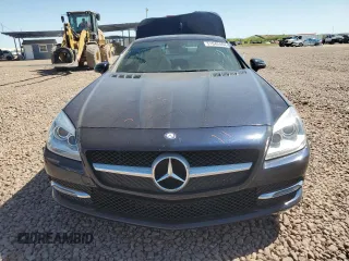 2016 Mercedes-Benz SLK 300 z VIN WDDPK3JA8GF117436, wystawiony jako Copart lot #51942404 z przebiegiem 41 274 mil mil oraz . Historia ofert i sprzedaży dostępna na DreamBid. Obrazek 5.