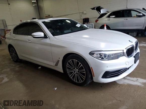2019 BMW 5 Series 530e with VIN WBAJA9C55KB398758, listed as a Copart auction lot 62708525 with 97,808 mi miles and Clean title. Bid and sale history available at DreamBid. Image 4.