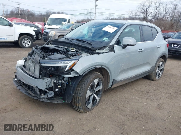 2024 Volvo XC40 Plus Bright Theme with VIN YV4L12UE4R2307794, listed as a IAAI auction lot 41694542 with 11,516 mi miles. Bid and sale history available at carsss.com. Image 20.