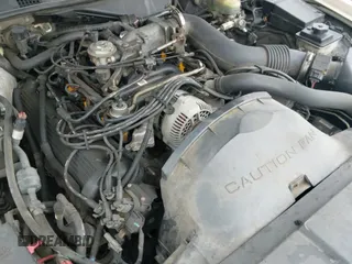 1997 Lincoln Town Car Cartier с VIN 1LNLM83W3VY708148, выставлен на аукционе IAAI как лот 41853313 с пробегом 207 293 миль миль и . История ставок и продаж доступна на DreamBid. Изображение 13.