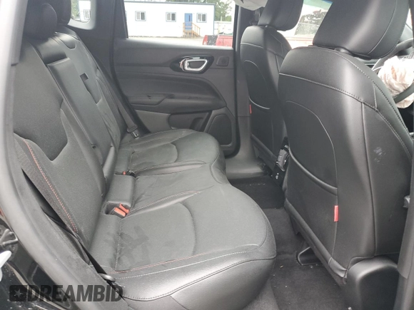 2023 Jeep Compass Trailhawk z VIN 3C4NJDDN9PT501952, wystawiony jako Copart lot #58842985 z przebiegiem Nie podano mil oraz Szkoda całkowita • Salvage title. Historia ofert i sprzedaży dostępna na DreamBid. Obrazek 11.