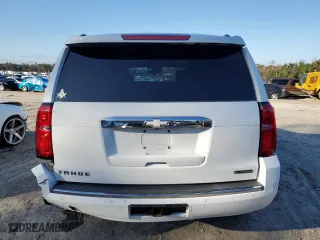 2018 Chevrolet Tahoe Premier with VIN 1GNSCCKC0JR318956, listed as a Copart auction lot 85115564 with 0 mi miles and Salvage Title. Bid and sale history available at carsss.com. Image 6.