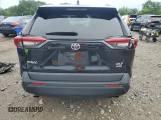 2022 Toyota RAV4 XLE with VIN 2T3P1RFV8NC312140, listed as a Copart auction lot 64375005 with 22,129 mi miles and Salvage title. Bid and sale history available at DreamBid. Image 6.