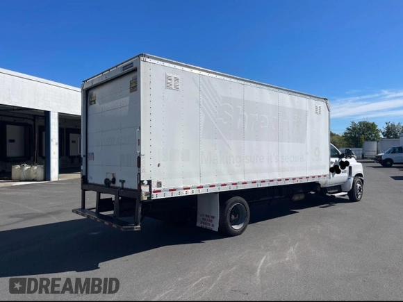 2019 Chevrolet Silverado 1500 with VIN 1HTKHPVK7KH811807, listed as a Copart auction lot 80460874 with 157,626 mi miles and Clean Title. Bid and sale history available at DreamBid. Image 4.